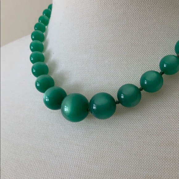 Midcentury Teal Grean Moonglow Thermoset Necklace - Picture 1 of 6